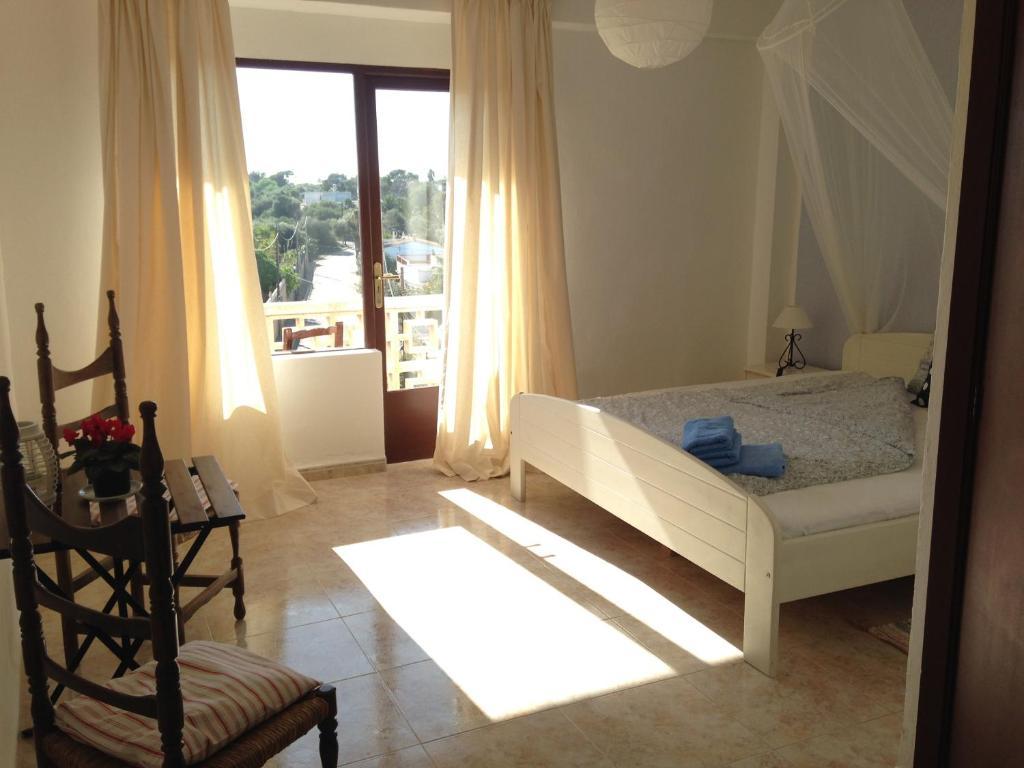Casa De La Vida Hostel Santanyi Bagian luar foto