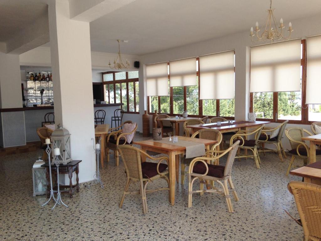 Casa De La Vida Hostel Santanyi Bagian luar foto